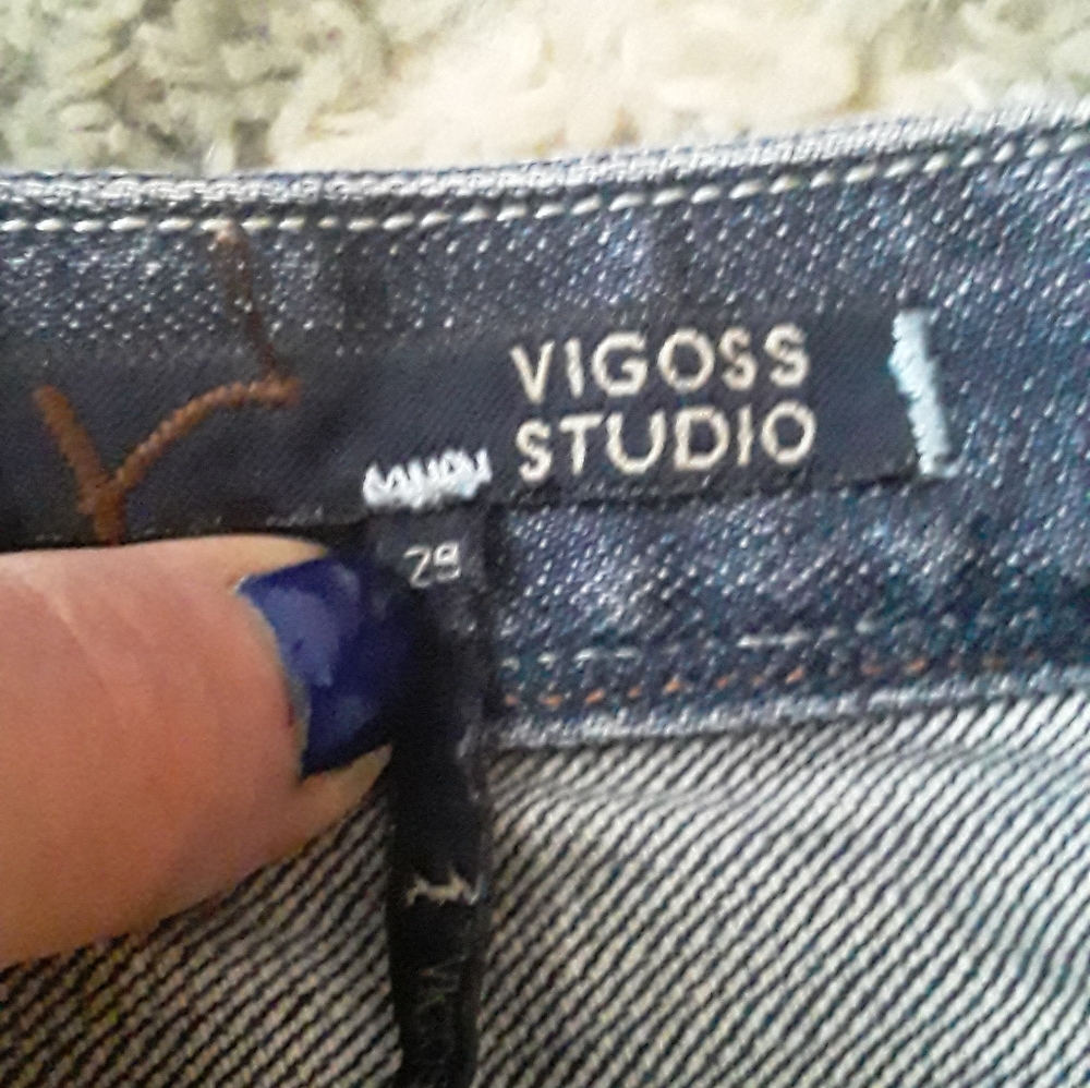 Shorts - Picture 2 of 3